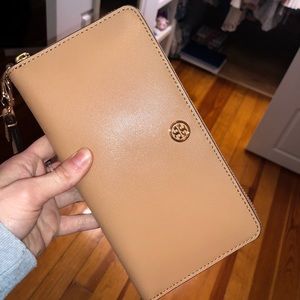 Tory Burch Wallet
